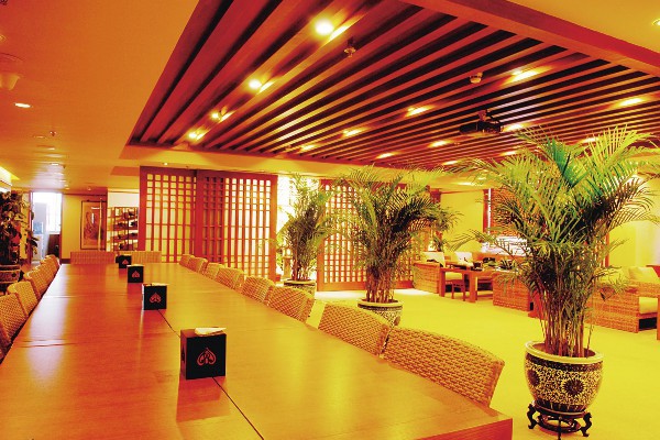 重庆足浴按摩技能，一招一式学起来！